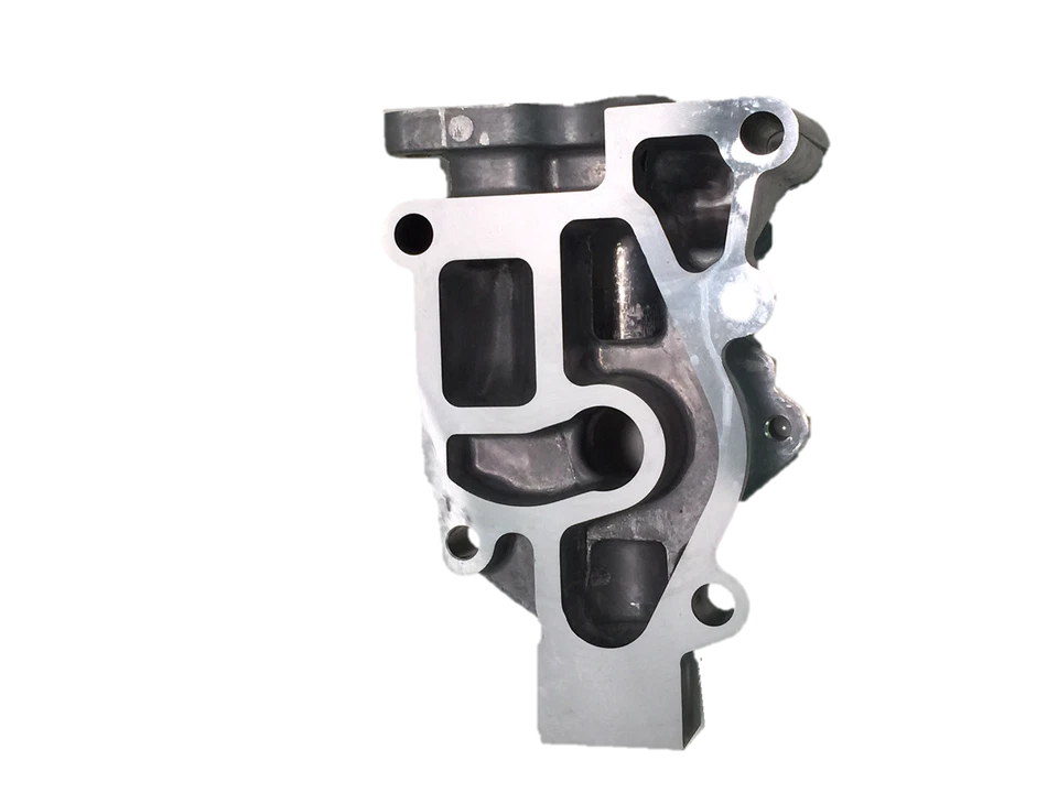 Cubierta Trasera Bomba Agua Original Nissan 2.5L 21013-EA000 Foto 2 de 3