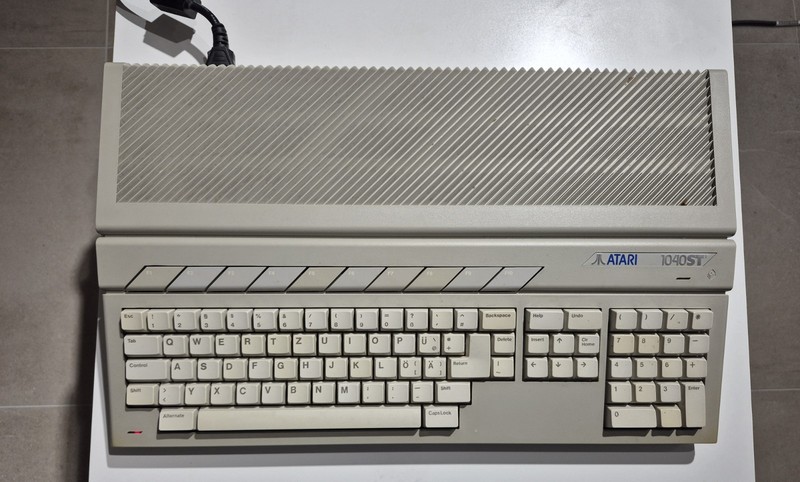 Atari 1040STF Retro Computer | German Model | Attic/Basement Find