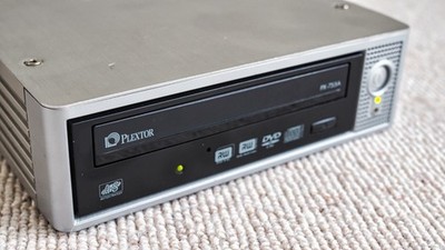 Plextor PX 755 A (high end CD/DVD Brenner im externen Gehäuse)