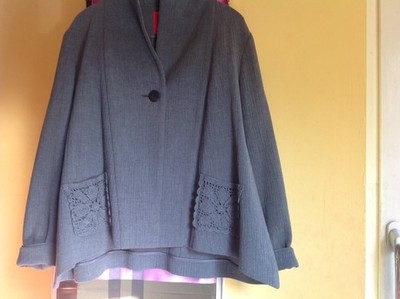 Haat ISSEY MIYAKE Wolle Jacke - Frauen Größe ca. 38-40