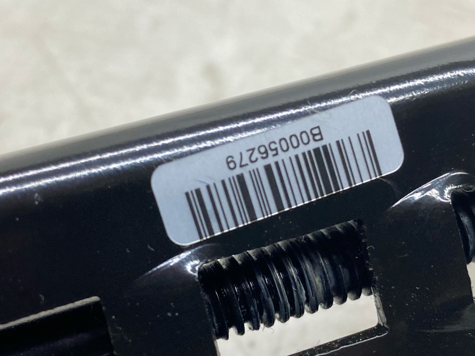 2015-2020 BENTLEY BENTAYGA OEM FRONT LEFT SEATBELT HEIGHT ADJUSTOR 4H0857833