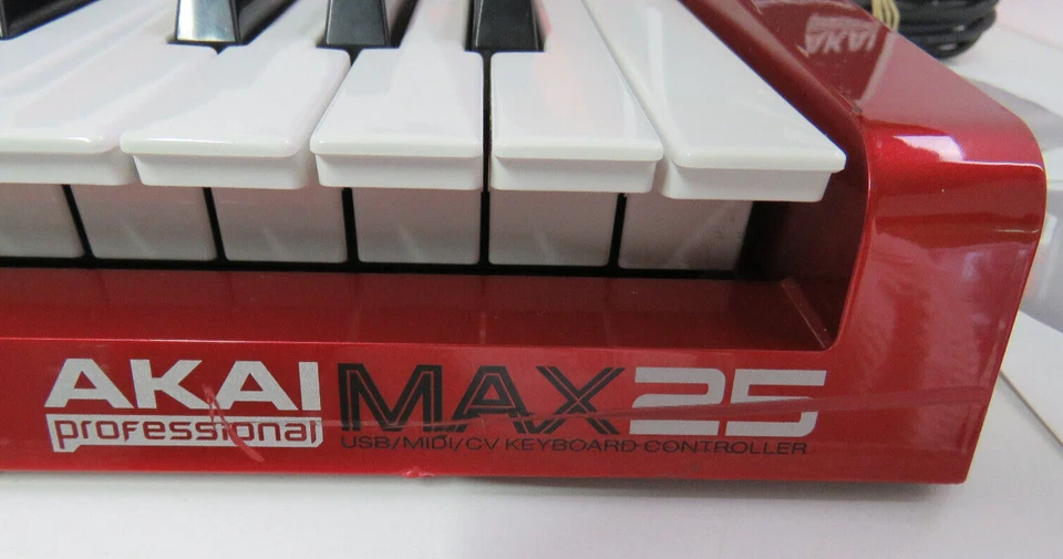 Akai Professional Max 25 - Compact USB/MIDI/CV Keyboard Controller - Bild 3 von 4