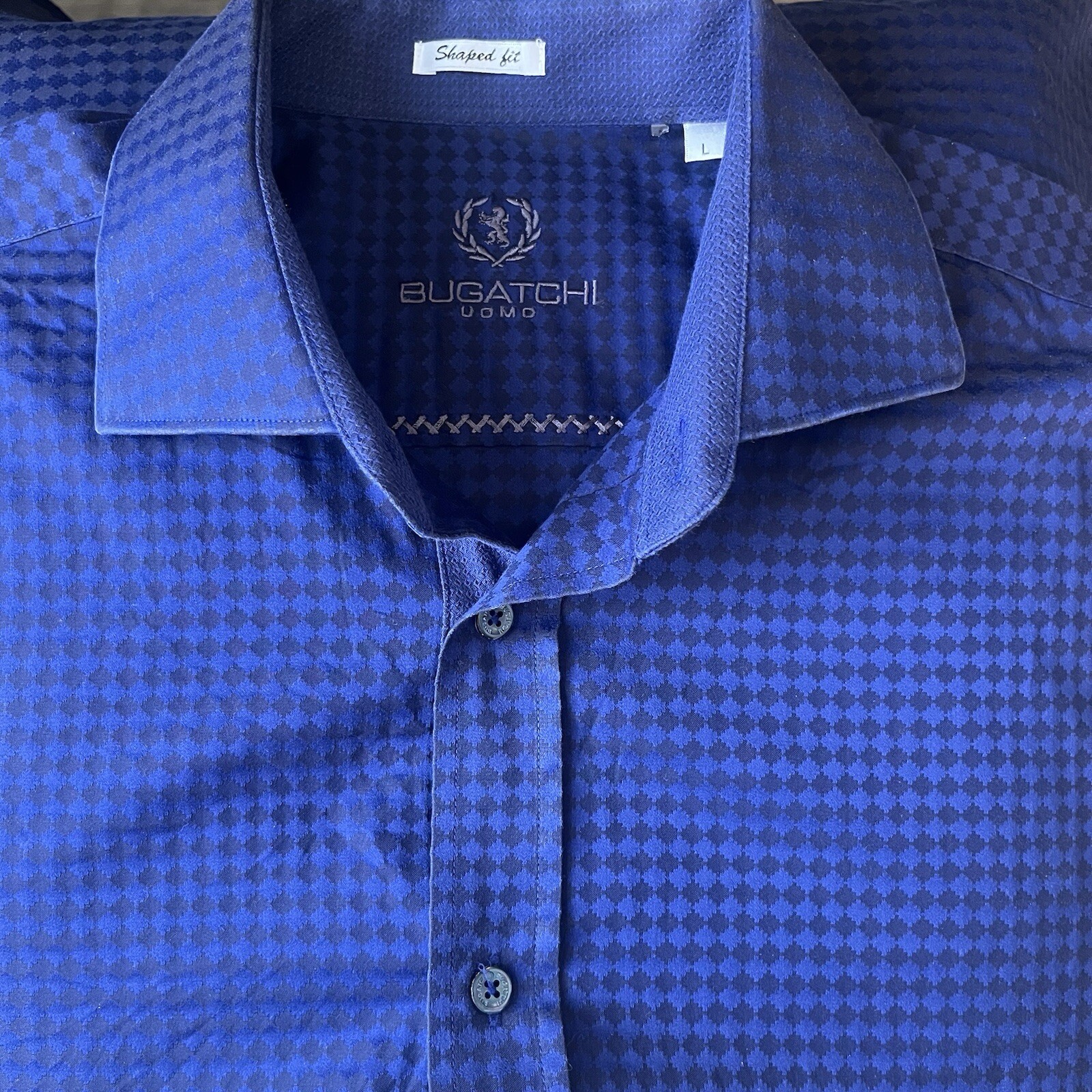 Bugatchi Men's Large Collared Button Shaped Fit N… - image 2