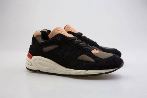 M990CDB2 New Balance Men 990v2 Desert 