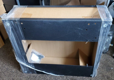 Middle Atlantic Products ERK Series Enclosure 22x25x8