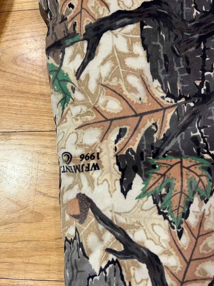 Predator Camo Camouflage Bib Overalls Thinsulate Men's Size Large - Image 4 of 4