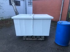 Used  very large  fiberglass water tank, ideal koi carp tank, grow tank. 