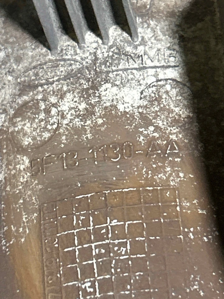 Fits 2005-2007 Ford Taurus 16in Wheel/Rim Cover OEM:5F131130AA - Image 3 of 4