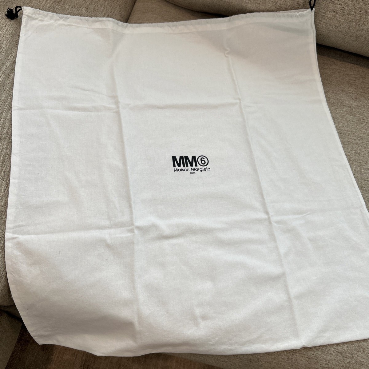 X-Large (24”x 22”) White Cotton Drawstring Dust Bag MM6-Maison