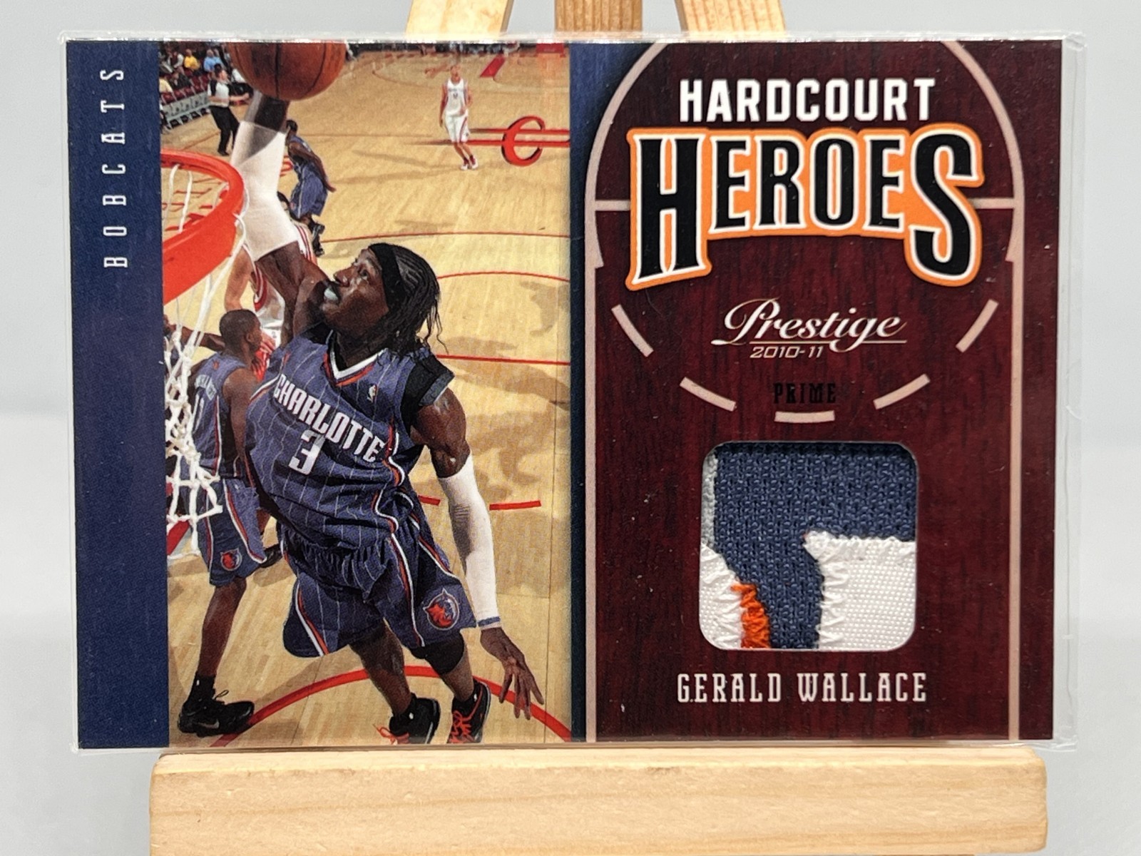 2010-11 Panini Prestige - Hardcourt Heroes Gerald Wallace #17 Game Used /49 MEM