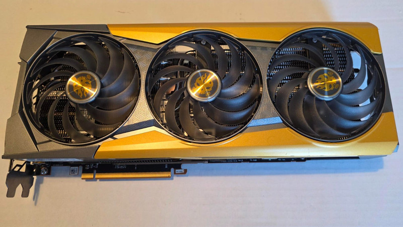 SAPPHIRE TOXIC LIMITED EDITION AMD RADEON RX 6900 XT GAMING OC GRAPHICS CARD GPU