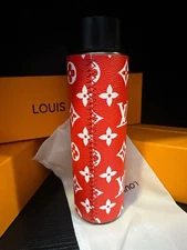 water bottle , Luxury