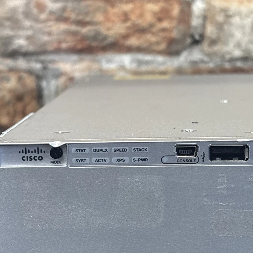 Cisco WS-C3850-24P-S 24 Port PoE Gigabit IP Base Switch - Image 2 of 4