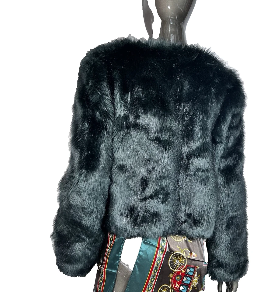 Jaqueta de pele sintética Forever21 feminina M verde cropped estilo aberto casaco - Imagem 2 de 4