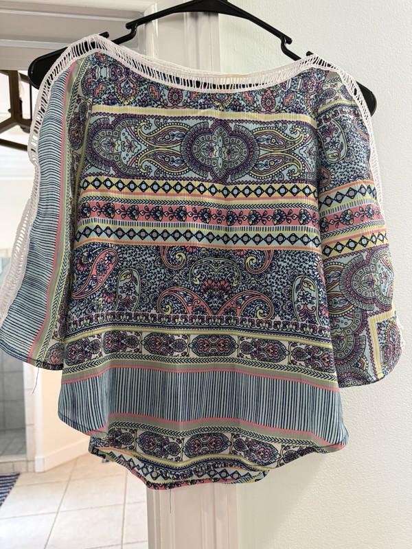 in Girl Blouse Multicolor Long Sleeve With Cutouts, 7/8