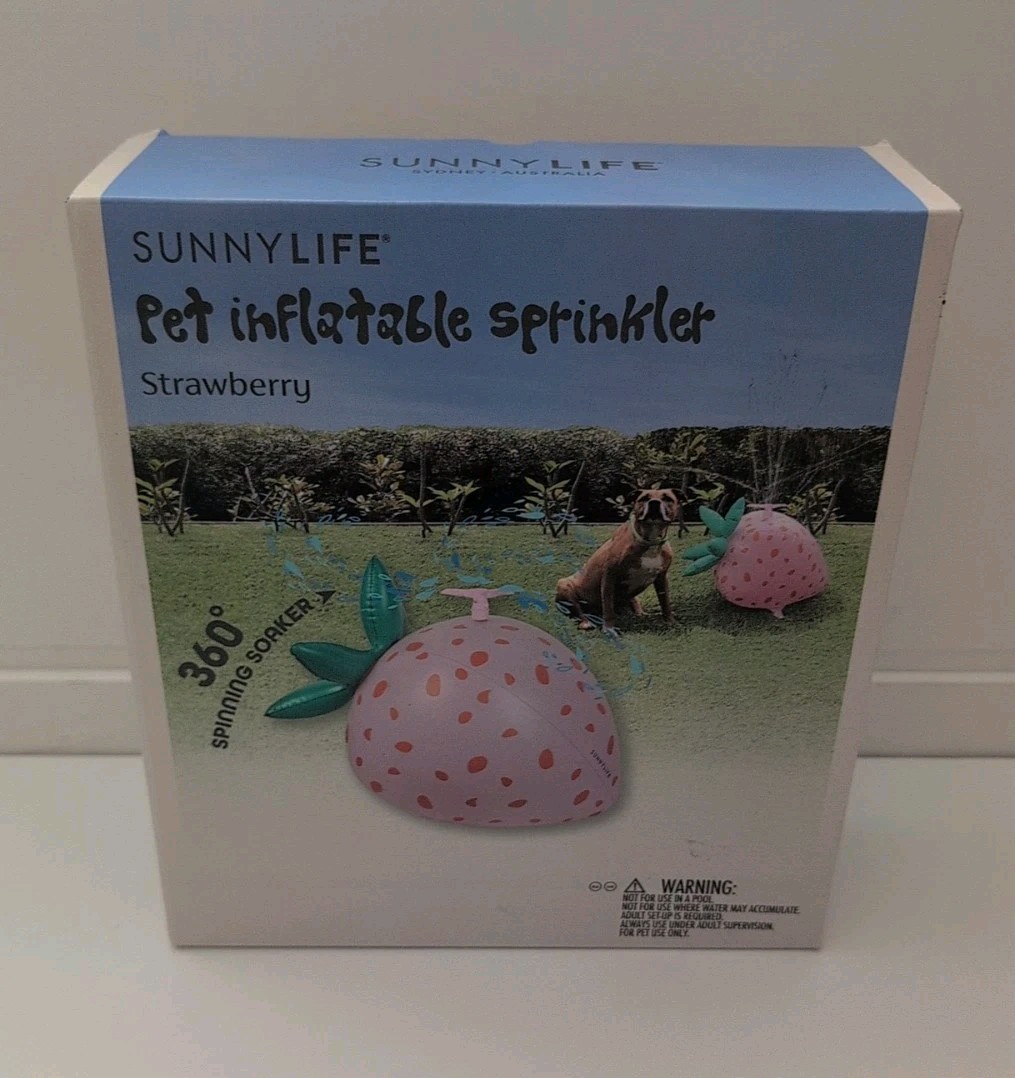 SUNNYLIFE Pet Inflatable Sprinkler Strawberry 27in Dog Garden Hose Soaker PVC