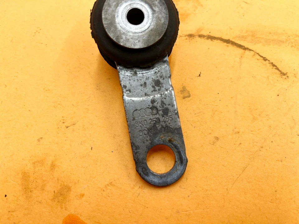 09-17 AUDI Q5 PASO TRASERO DERECHO SISTEMA ESCAPE LADO DERECHO SOPORTE SUSPENSIÓN OEM Foto 3 de 3