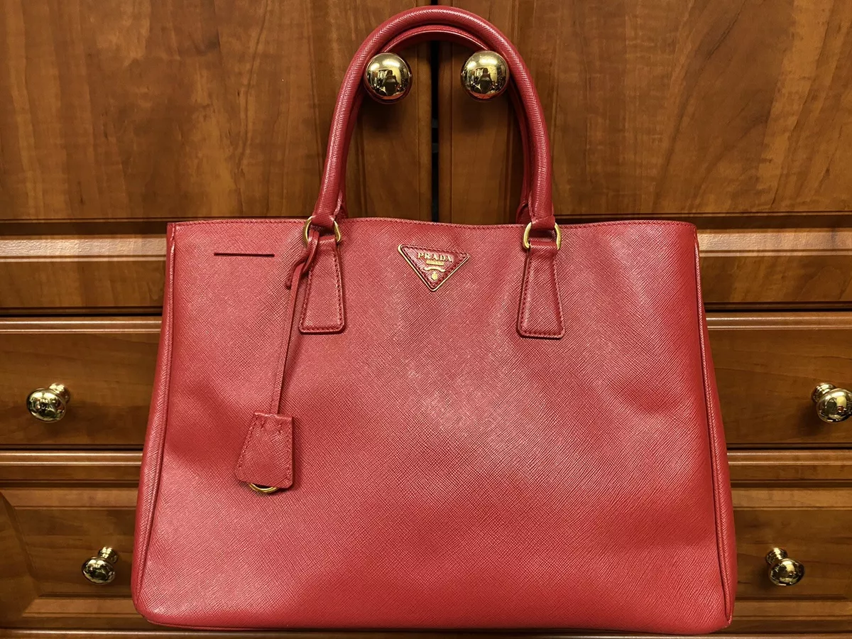 Prada, Galleria tote bag in red saffiano leather. - Unique Designer Pieces