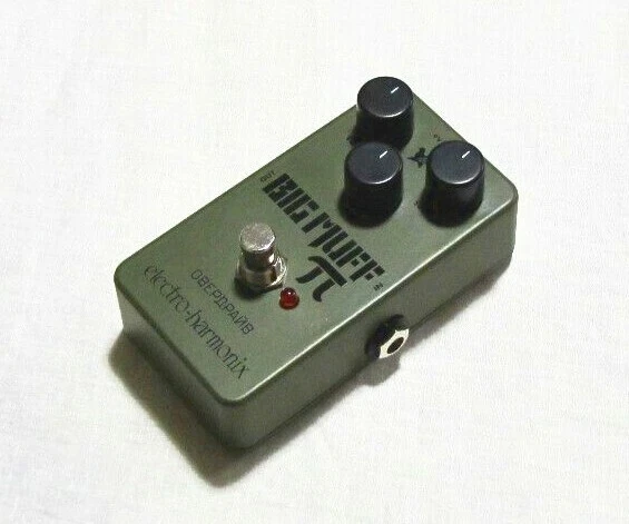 Used Electro-Harmonix EHX Nano Green Russian Big Muff Pi Fuzz Pedal! - Image 3 of 3