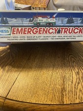 Hess Emergency Truck 1996 New In Box !