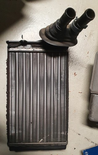 VW Passat 3BG Variant Wärmetauscher Heizungskühler Wärme Tauscher 8D1819031B