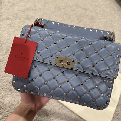 【関税＆送料込み】Valentino Garavani Rockstud Canvas Mediu Valentino Garavani Rockstud Medium Canvas Tote Bag | Neiman