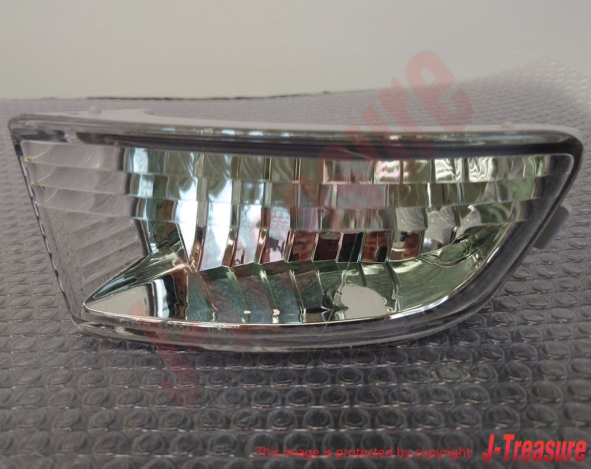 TOYOTA Genuine Cornering Lamp Lens & Body LH 81385-22030 MARK2
