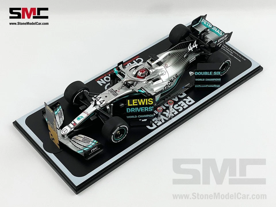 Mercedes F1 W10 #44 Lewis Hamilton US GP 2nd 2019 6x World Champion 1:18 Spark - Image 3 of 4