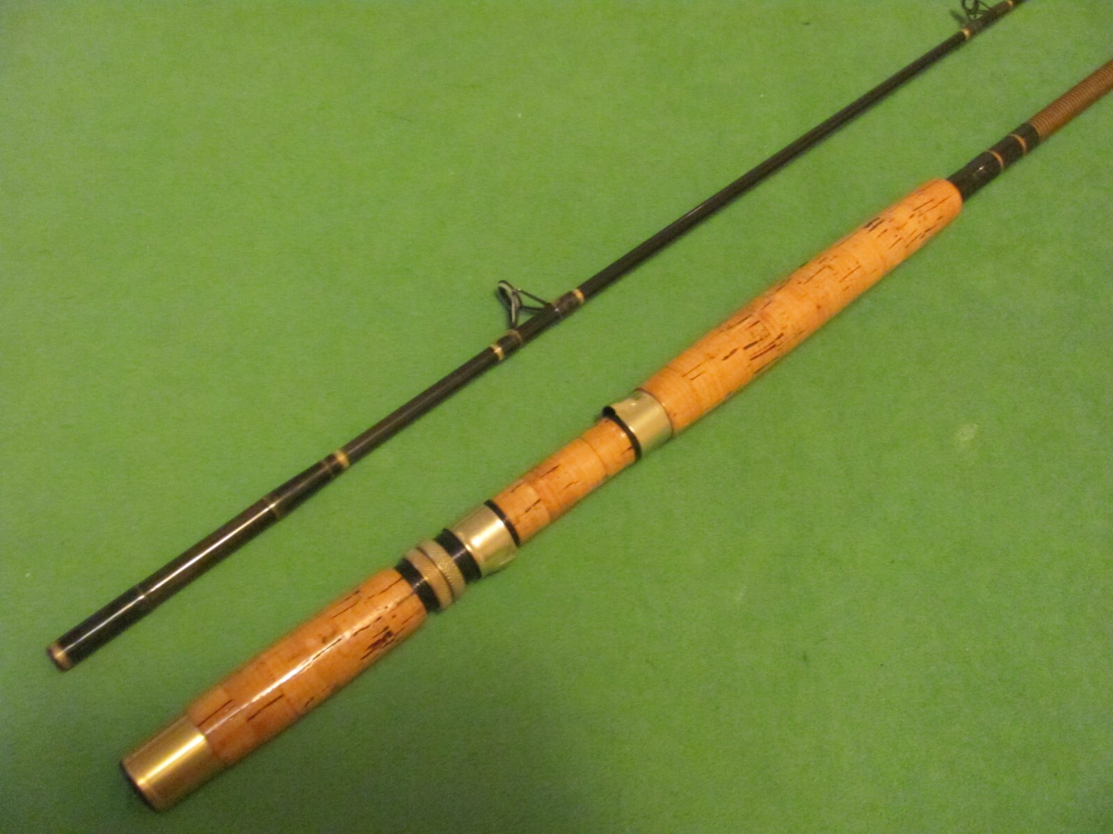 VINTAGE CUSTOMMADE FEATHERLIGHT 7' 8" MOOCHING 2PIECE FISHING ROD eBay
