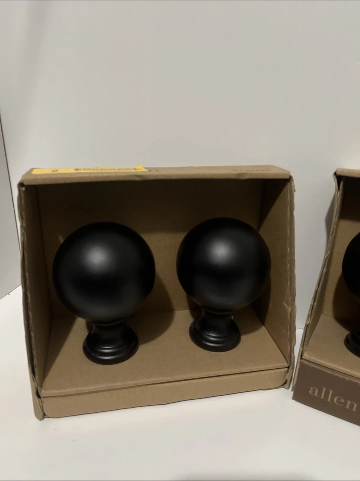 NUEVO EN CAJA Allen Roth Mix & Match 2 juegos de remates de 2 quilates acabado negro mate (4 en total) Foto 3 de 4