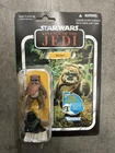 2011 KENNER 21488 VC27 Star Wars REVENGE OF THE JEDI Wicket FIGURE - NEW