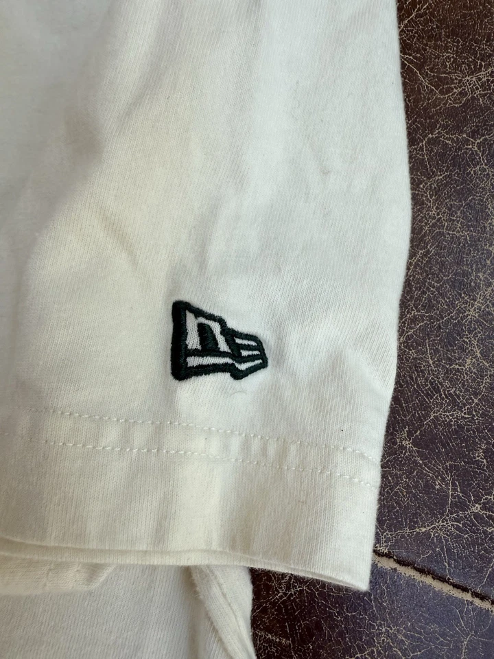 New Era Atlanta Braves Camp T-Shirt Size S - Image 4 of 4