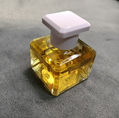 NOS Sheer Essences Parfum Oil LILAC .5oz No Box DipStick Lid NOS 1997 VTG Avon