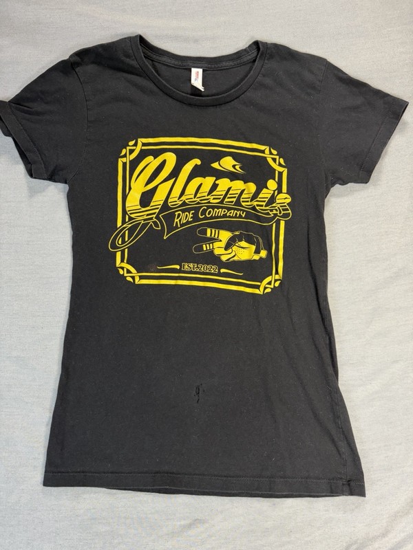 Women’s Black Size Medium Glamis T Shirt. Cheers Style Logo. See Pics
