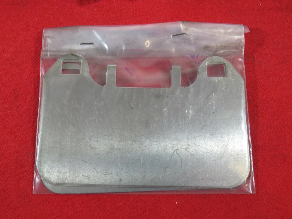 Pastillas de freno traseras BREMBO DODGE CHRYSLER NUEVAS OEM MOPAR Foto 3 de 4