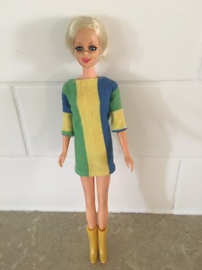 vintage twiggy doll