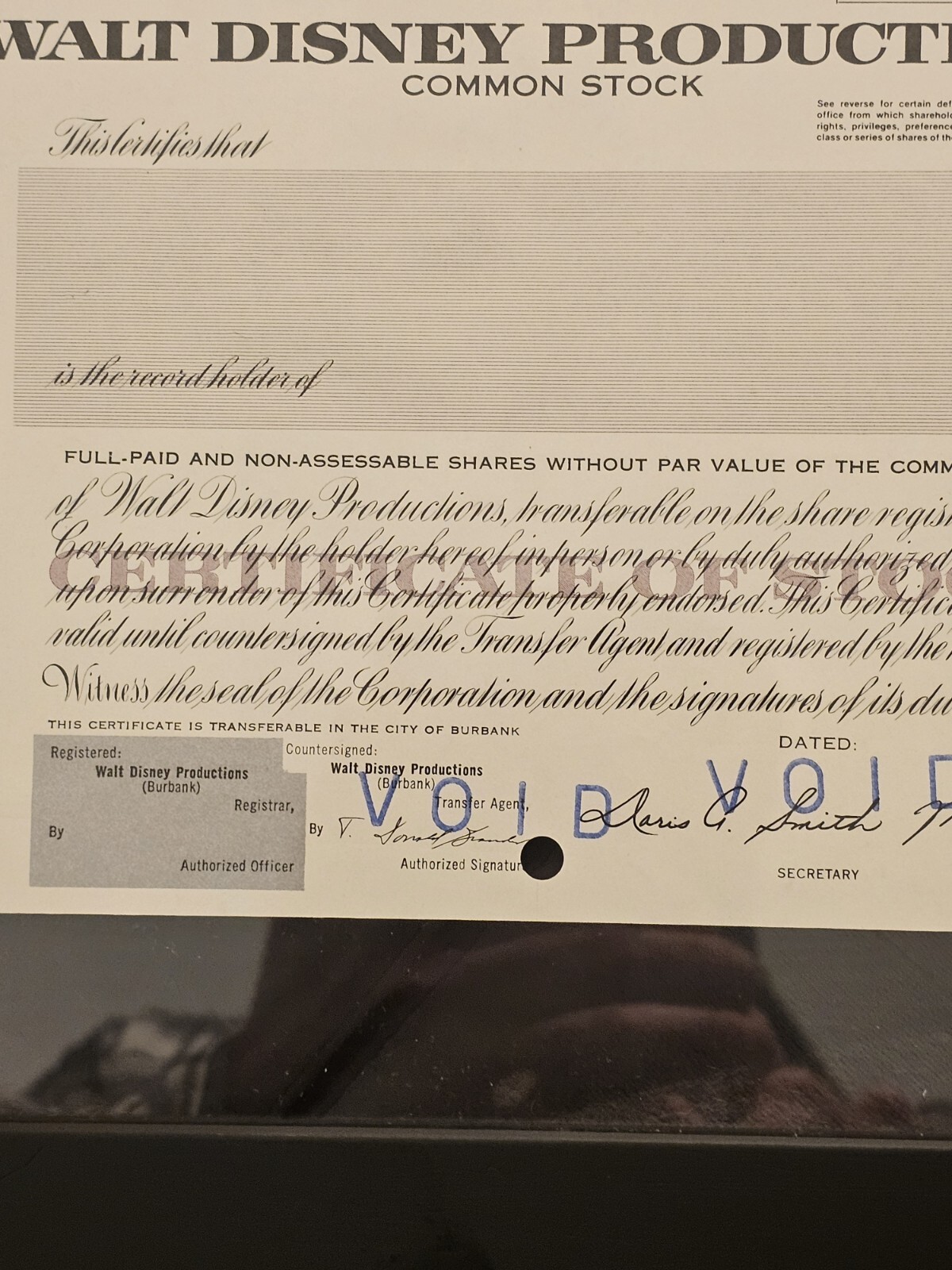 Original 1967 Walt Disney stock certificate Mickey Mouse Authentic Uncirculated