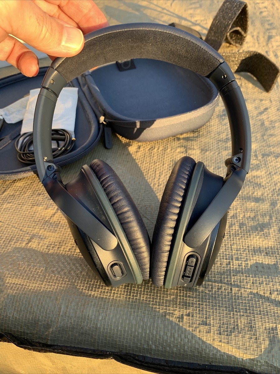 Bose QuietComfort 35 Series II Noise Cancelling Headphones Bose QuietComfort 35 Series II Noise Cancelling Headphones
