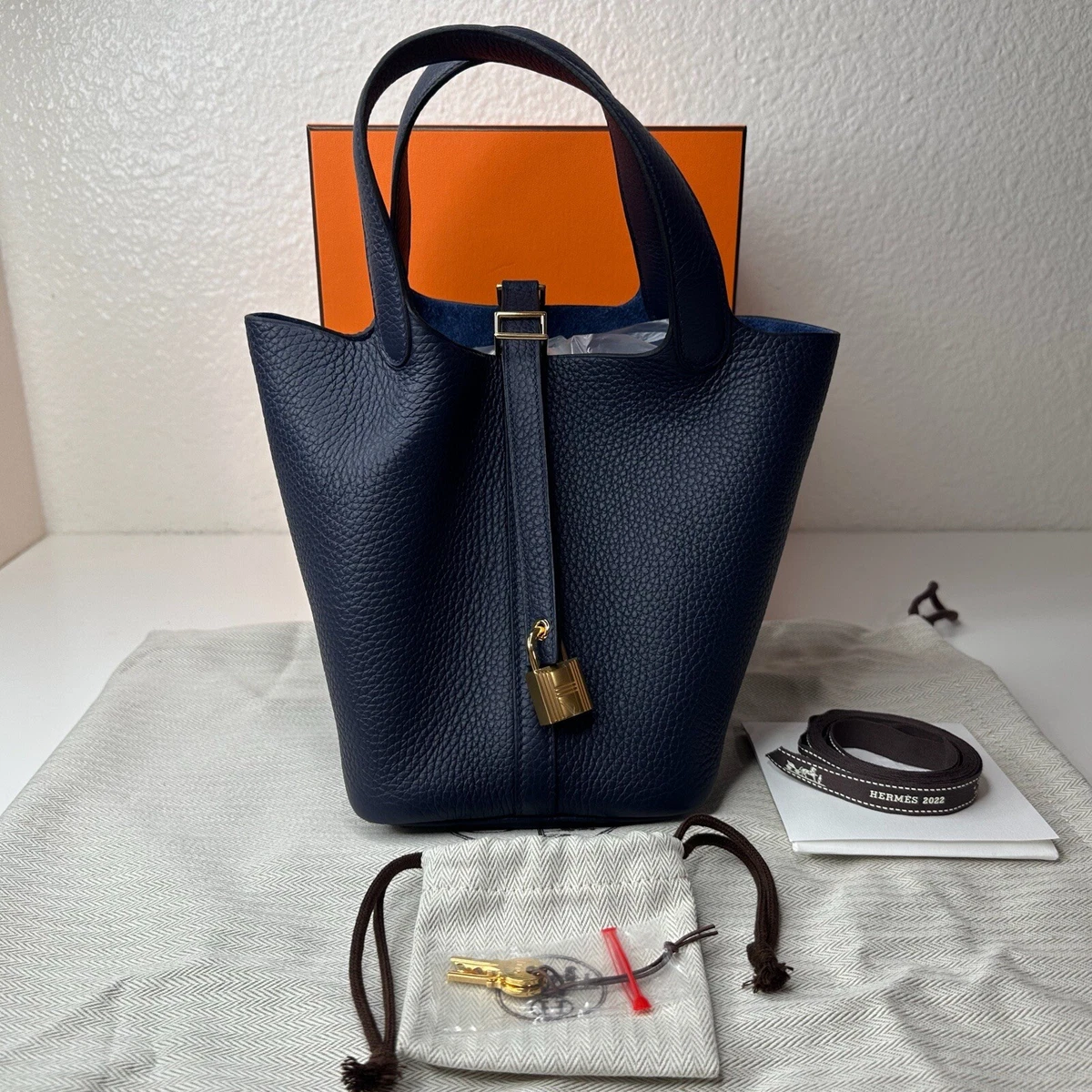 Brand new Hermes Picotin 18 Taurillon Clemence Bleu Nuit with Gold Hardware