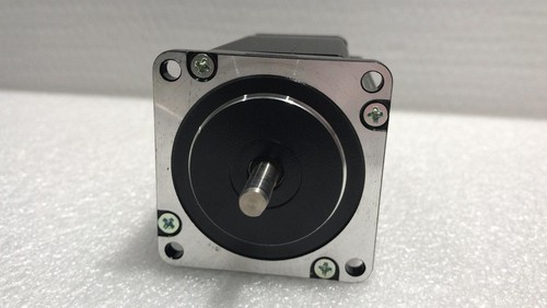 ✅ B&R SCHRITTMOTOR 80MPD5.300S014-01 REV. D0 - Bild 2 von 7