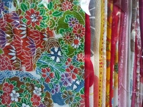 Red Orange Pink  Silk Kimono Fabric Scrap Bag Set of 23 pieces Small Pieces