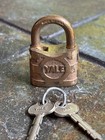 Vintage Antique YALE & TOWNE Brass Mini Padlock With 2 Keys Excellent! — photo 8