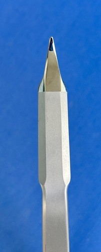 Innomed Model Number # 6210-02 Long Double Bent Hohmann Retractor