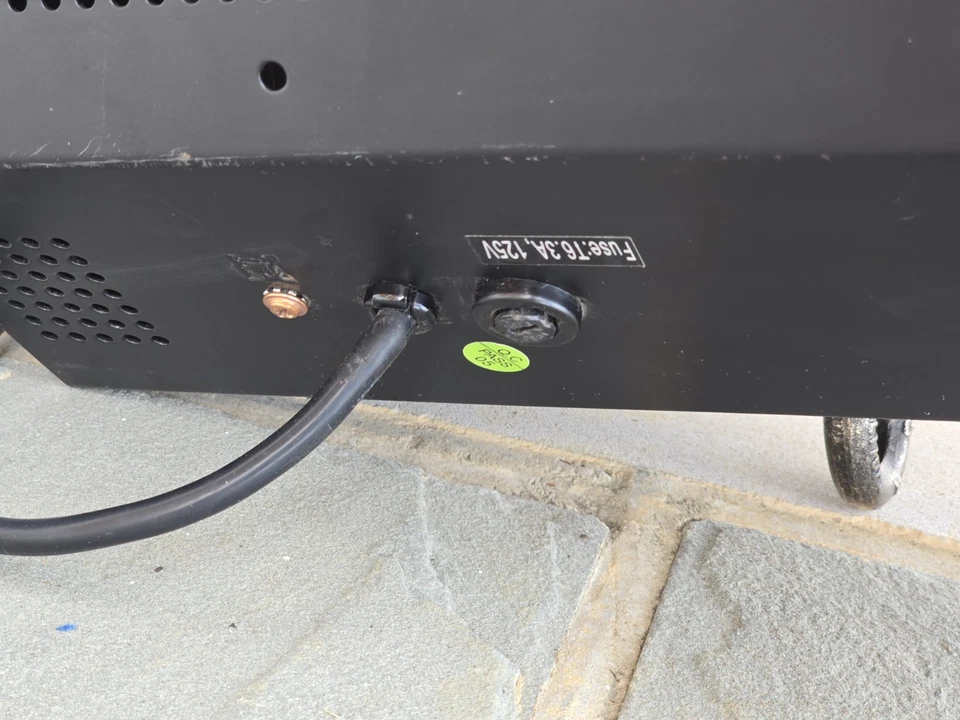 Eliminator Lighting EBK–400 Black light Pro stage EBK 400 | BULB NOT INCLUDED  - Image 3 of 3