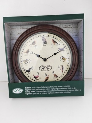 NEU Esschert Design Best for Birds musikalische Wanduhr Vogelgesang stündliche Funktion