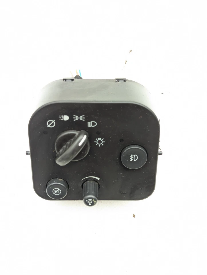 2002-2009 雪佛兰开拓者车头灯调光器控制开关 15067050 — 第 3/4 张图片