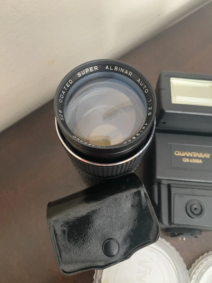 Lote de piezas de cámara vintage filtros de lentes difusores estuches de flash anillos ++ Foto 2 de 4