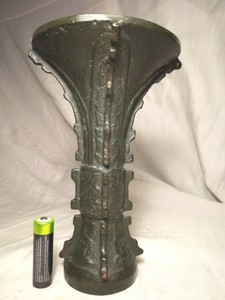Antique Chinese Cast Bronze Gu Wine Cup Shang Pd ? 1.1Kg Censer Hot Peened Base