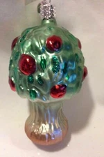 OLD WORLD  CHRISTMAS ORNAMENT - APPLE TREE