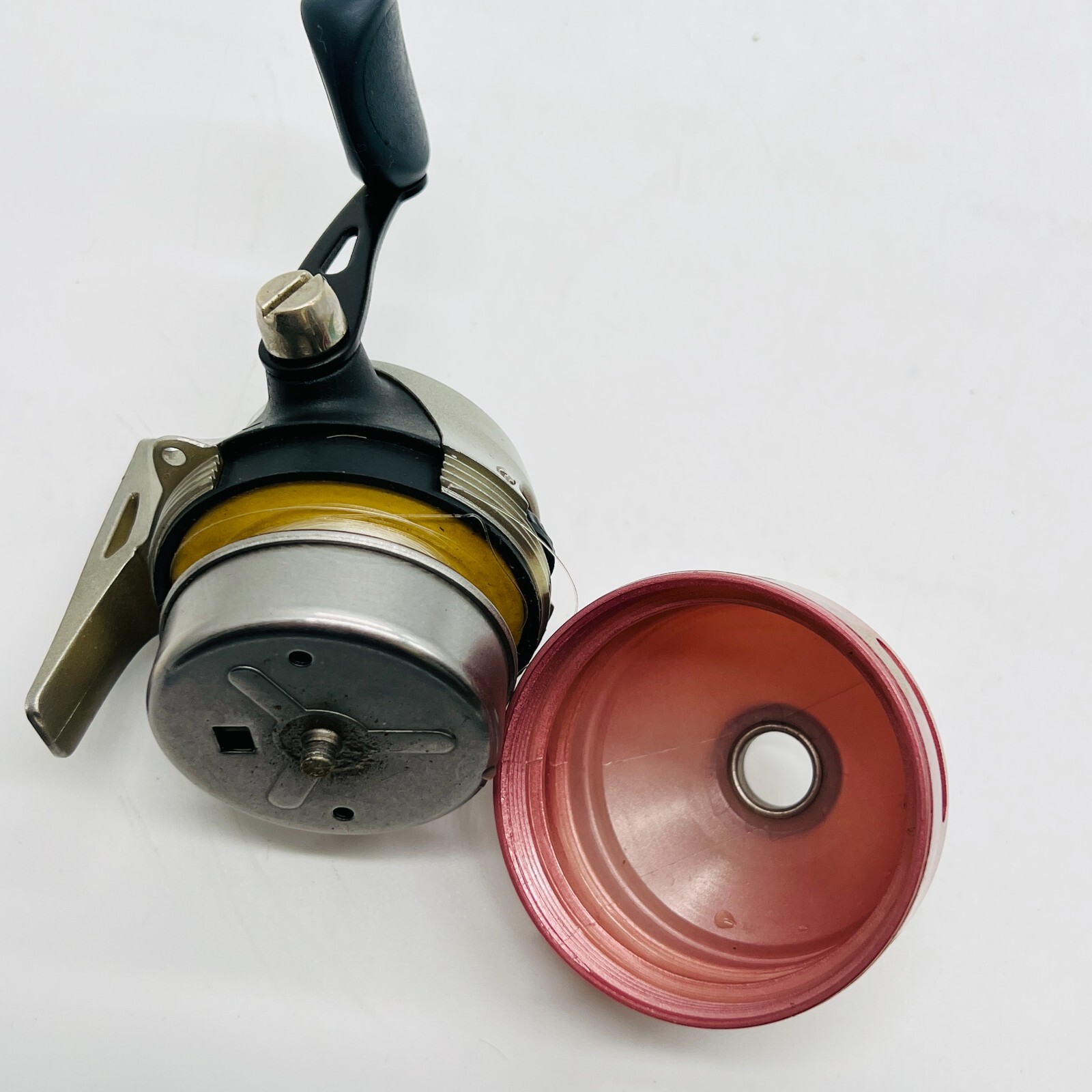 ZEBCO 202 Lady Spincast Fishing Reel GWF1 Pink and Silver